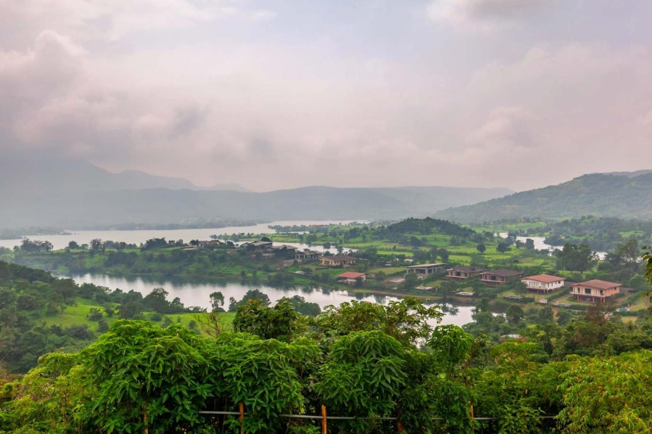 Stayvista'S Shivom Villa 2 - A Serene Escape With Views Of The Valley And Lake Lonavala Exterior photo