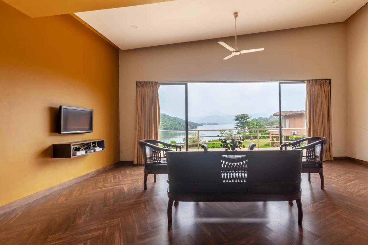 Stayvista'S Shivom Villa 2 - A Serene Escape With Views Of The Valley And Lake Lonavala Exterior photo