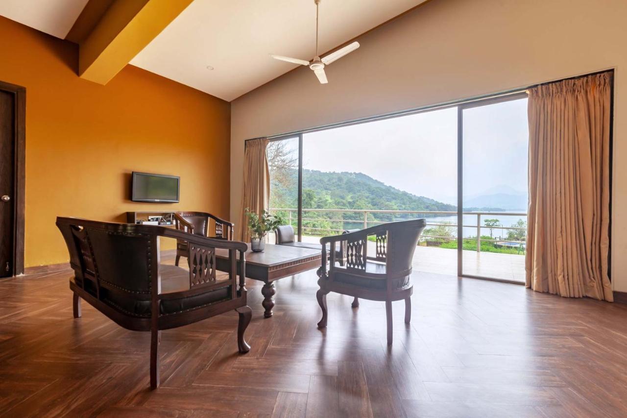 Stayvista'S Shivom Villa 2 - A Serene Escape With Views Of The Valley And Lake Lonavala Exterior photo