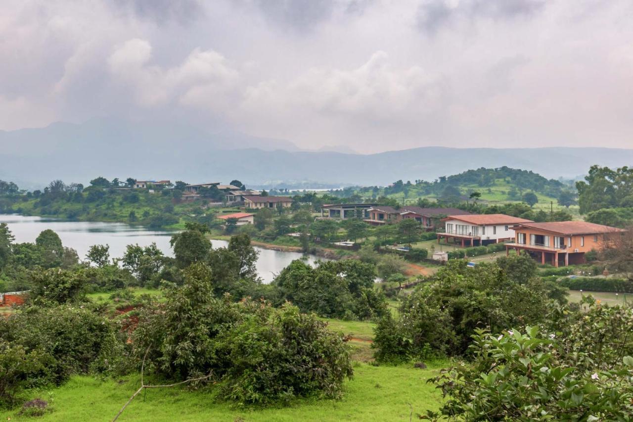 Stayvista'S Shivom Villa 2 - A Serene Escape With Views Of The Valley And Lake Lonavala Exterior photo