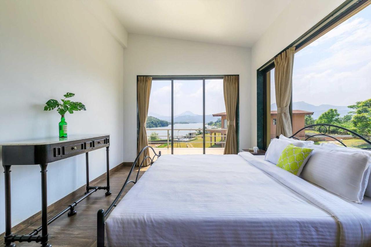Stayvista'S Shivom Villa 2 - A Serene Escape With Views Of The Valley And Lake Lonavala Exterior photo