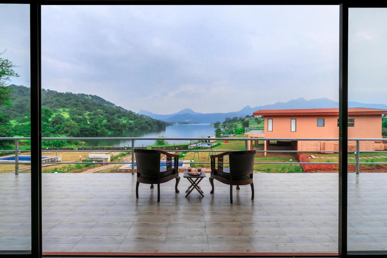 Stayvista'S Shivom Villa 2 - A Serene Escape With Views Of The Valley And Lake Lonavala Exterior photo