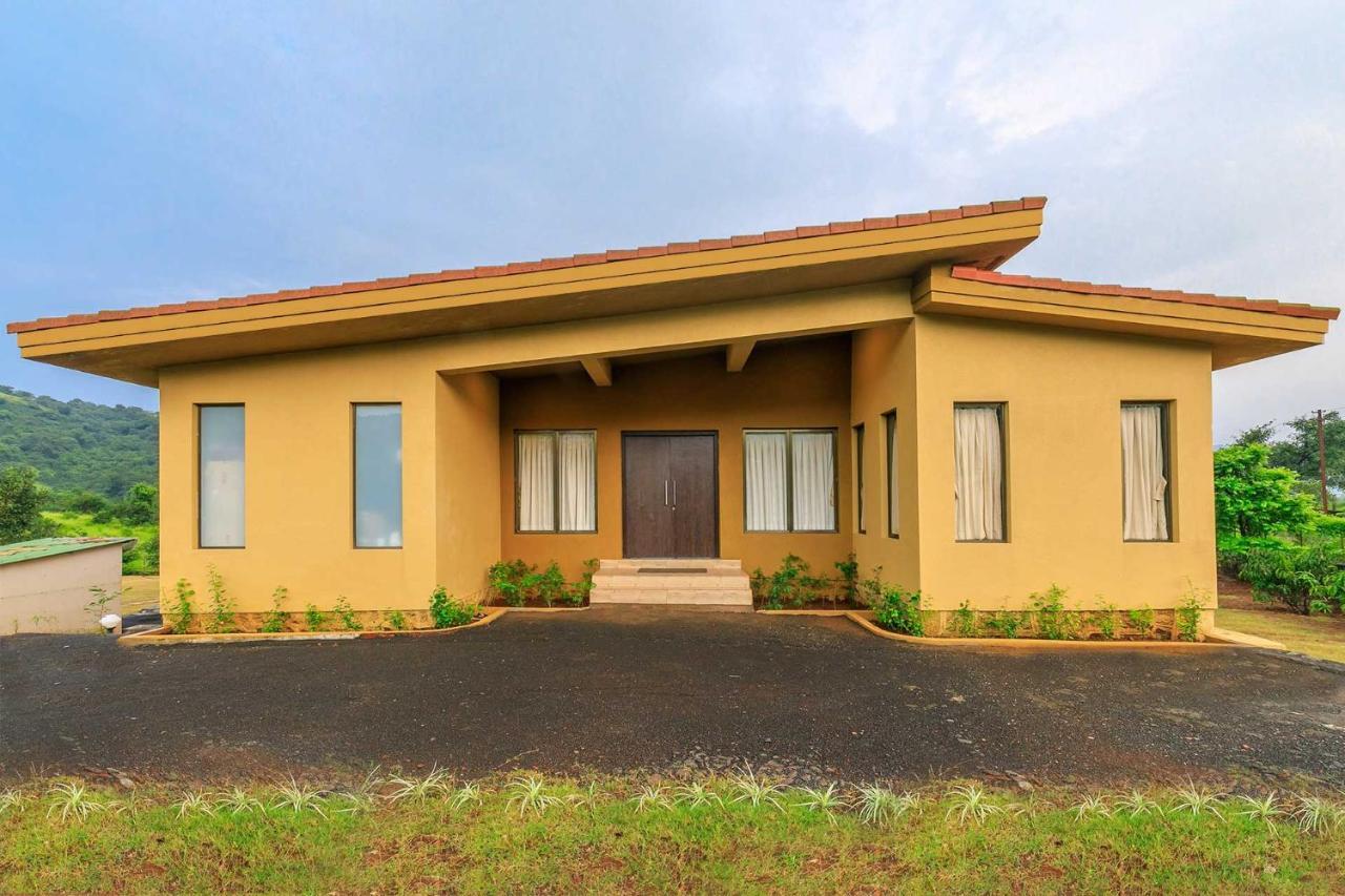 Stayvista'S Shivom Villa 2 - A Serene Escape With Views Of The Valley And Lake Lonavala Exterior photo